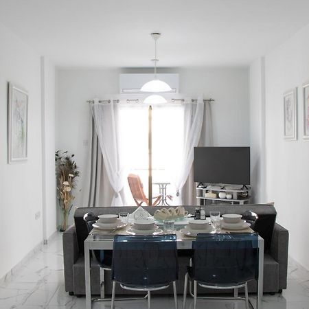 Apartment,Near The Beach Pinikoudes Λάρνακα Εξωτερικό φωτογραφία