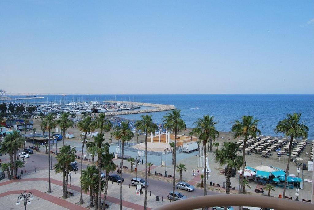 Apartment,Near The Beach Pinikoudes Λάρνακα Εξωτερικό φωτογραφία