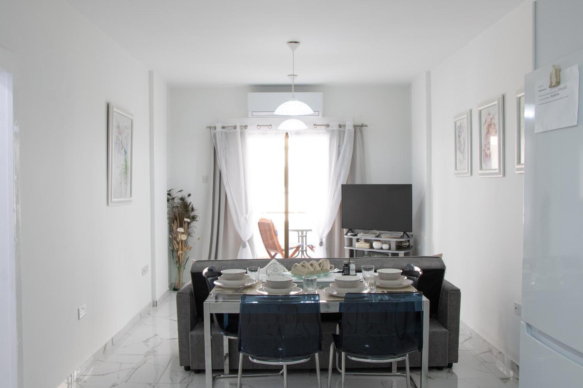 Apartment,Near The Beach Pinikoudes Λάρνακα Εξωτερικό φωτογραφία