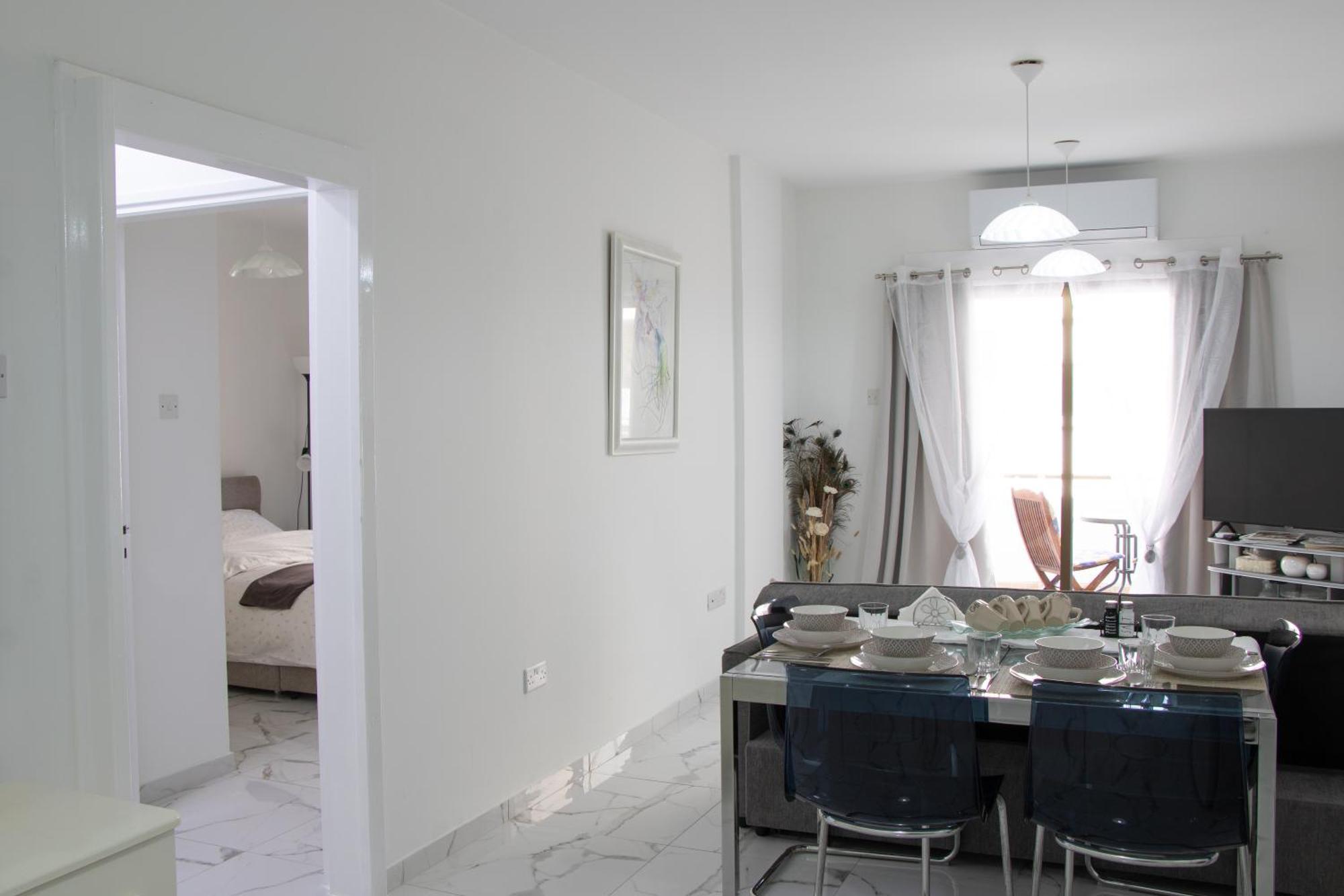 Apartment,Near The Beach Pinikoudes Λάρνακα Εξωτερικό φωτογραφία