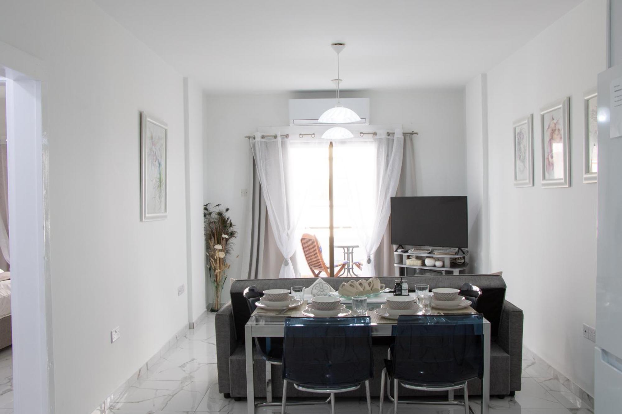 Apartment,Near The Beach Pinikoudes Λάρνακα Εξωτερικό φωτογραφία